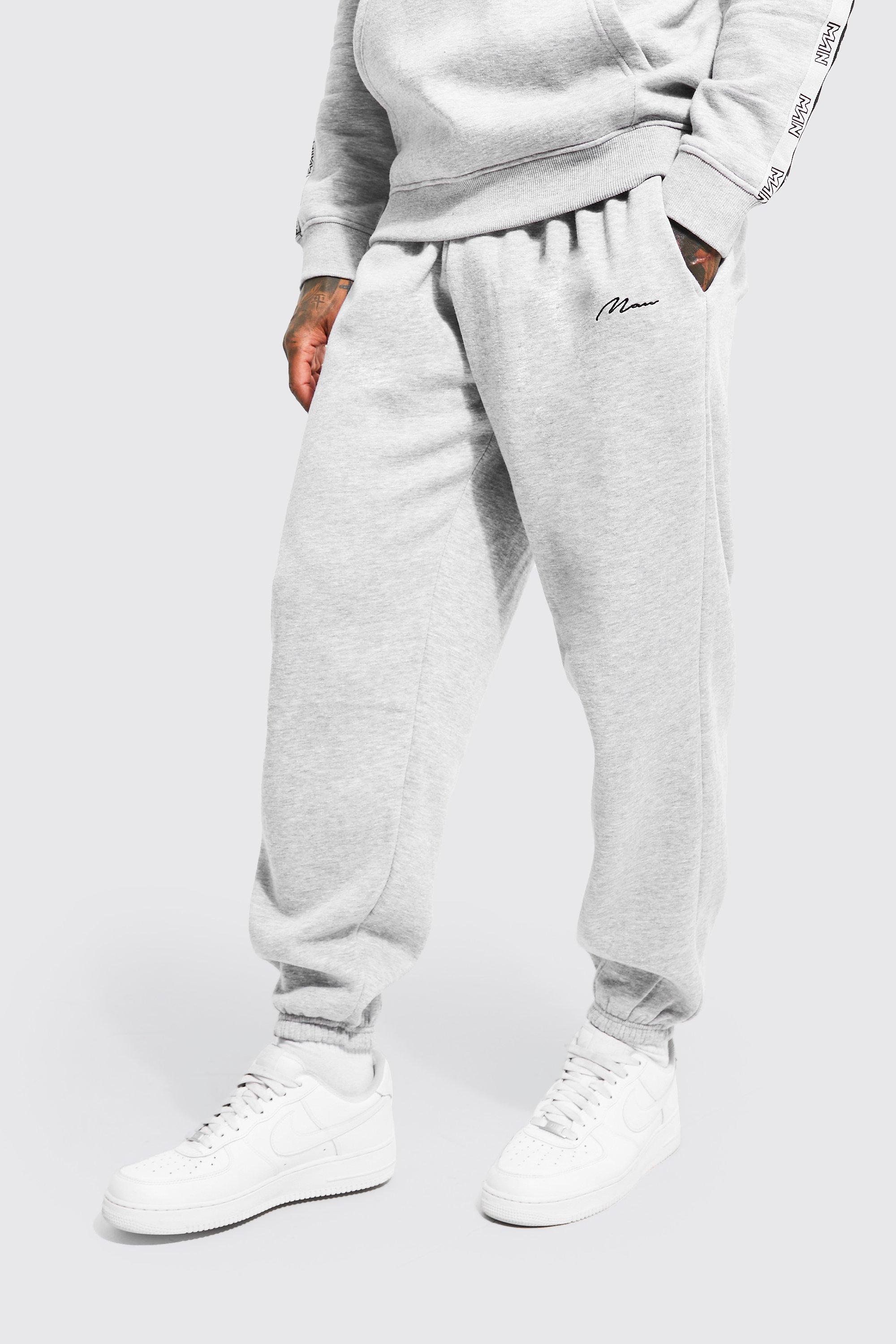 Man Signature Loose Fit Joggers boohooMAN UK